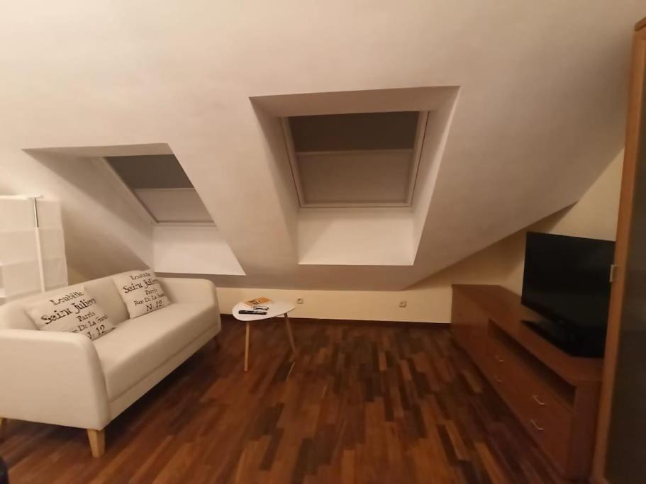 Apartamento Bajo Cubierta En La Playa Vut5178as Gijón